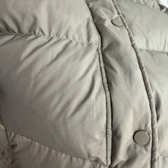 Quince Responsible Down Cropped Puffer Jacket, Size XS - Picture 8 of 8